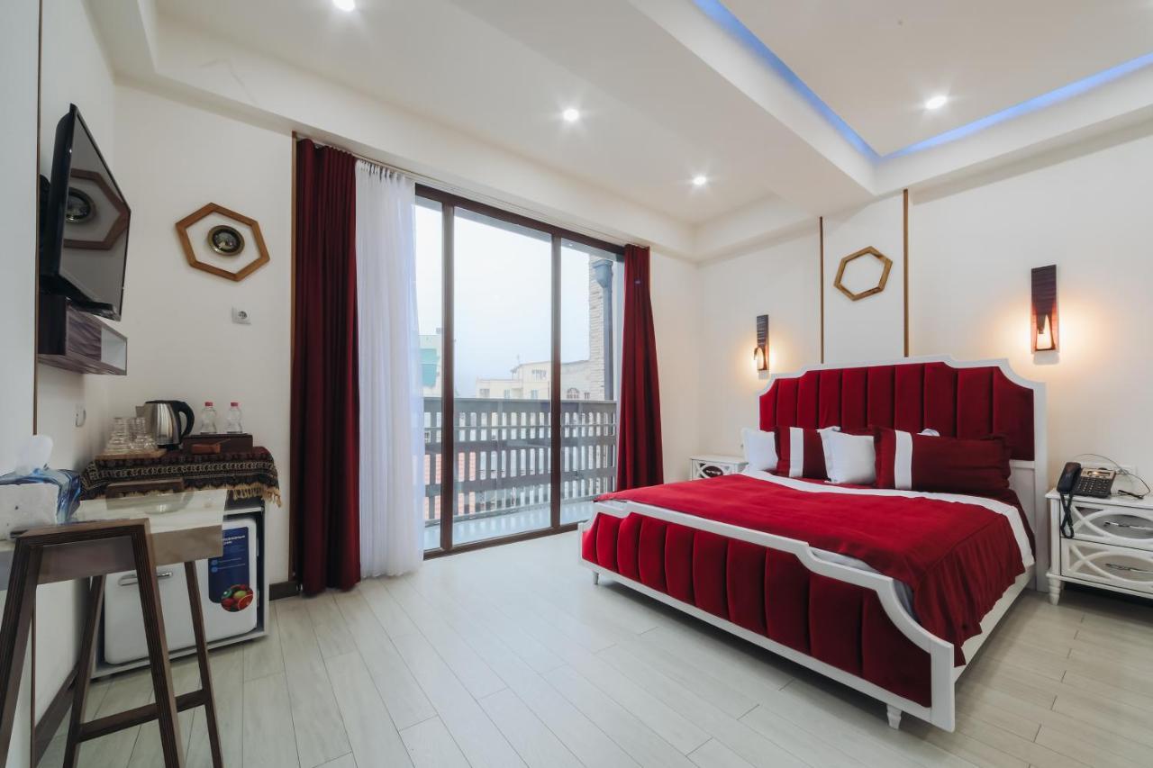 Hotel Luxin Tbilisi Esterno foto