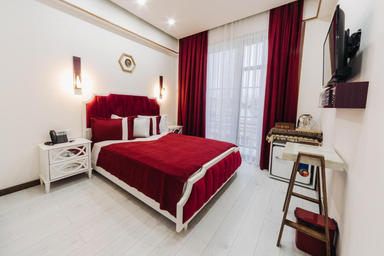 Hotel Luxin Tbilisi Esterno foto