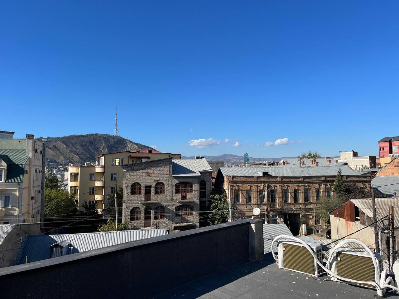 Hotel Luxin Tbilisi Esterno foto