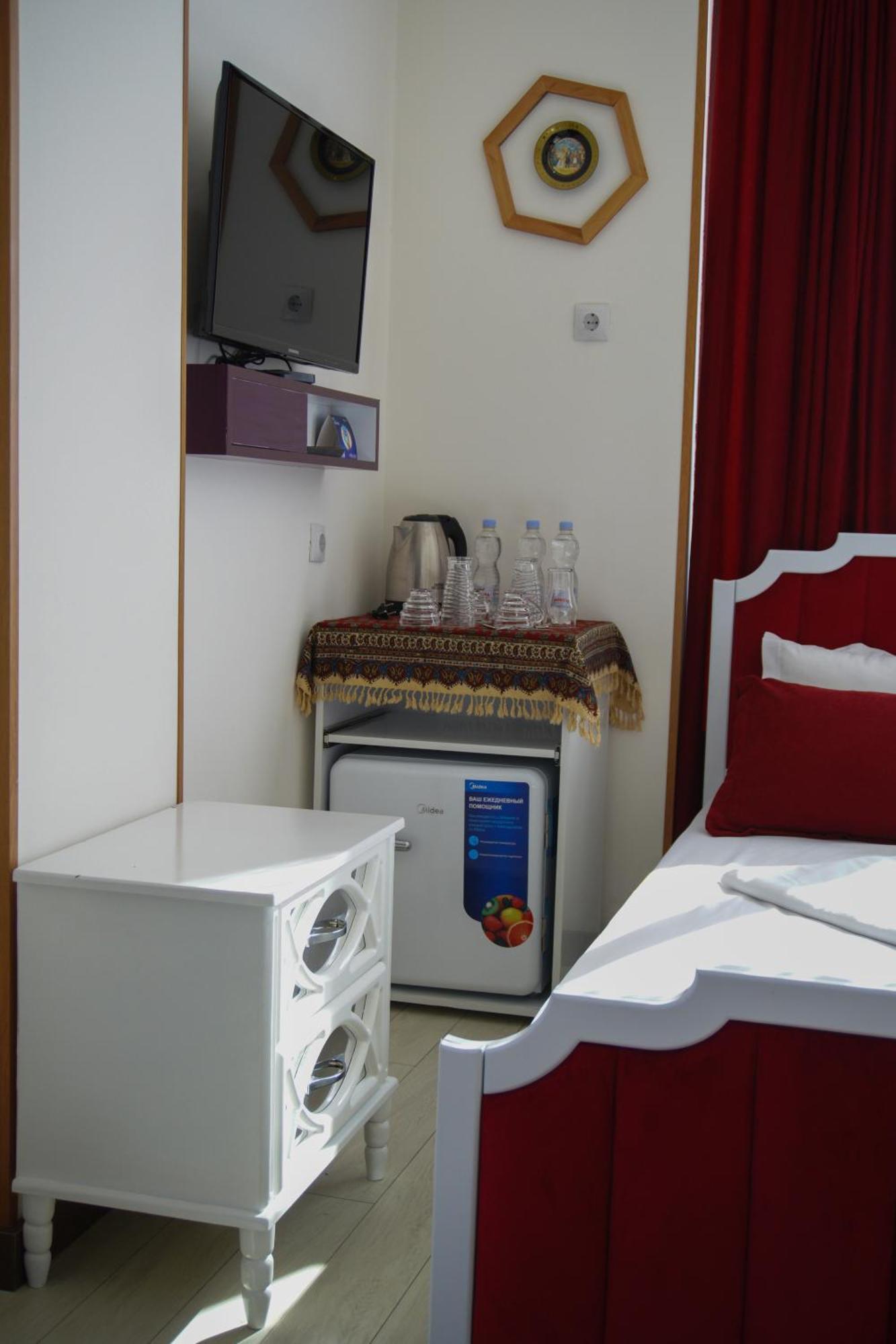 Hotel Luxin Tbilisi Esterno foto